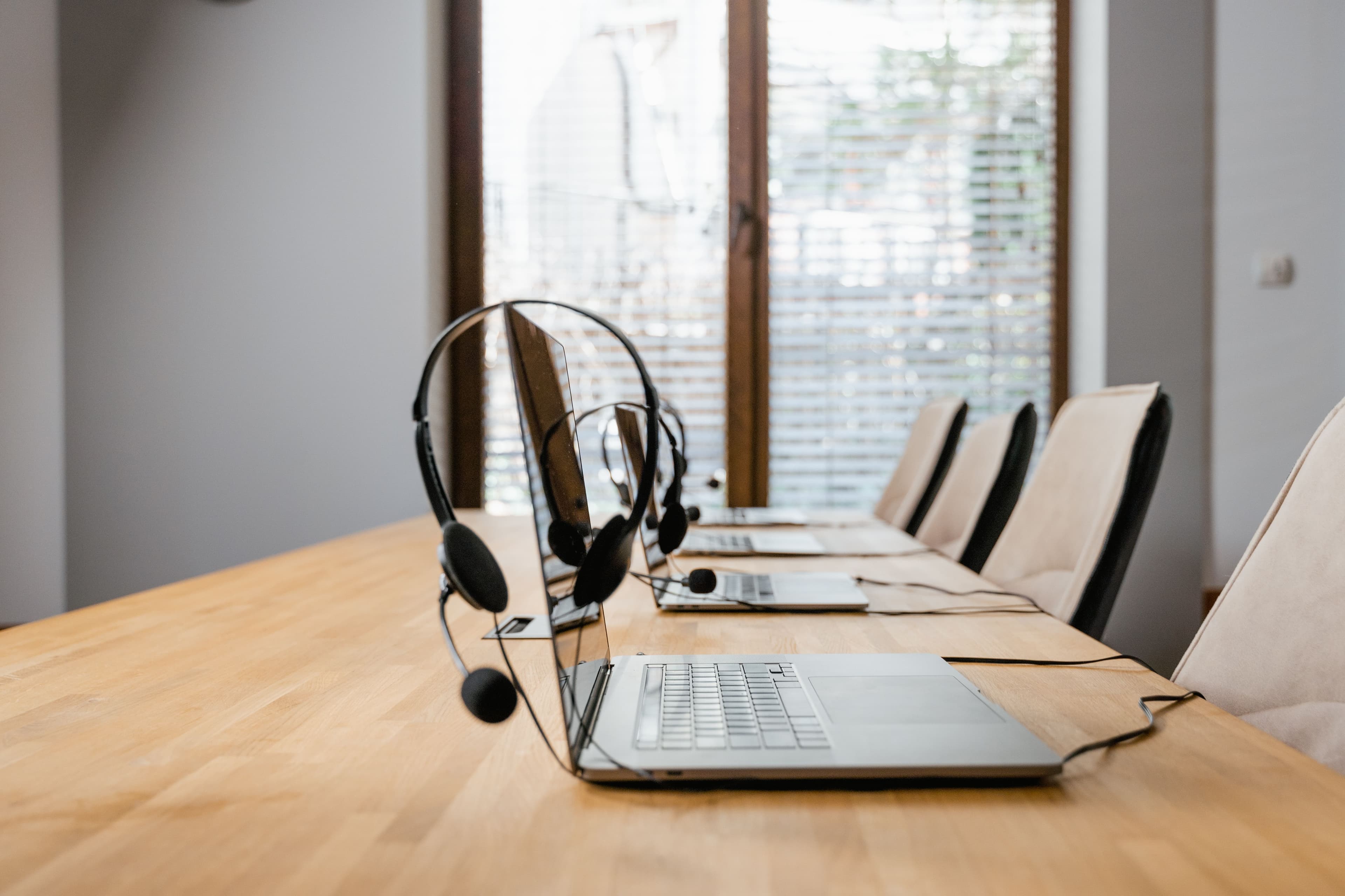 Talk multilingual communication experience